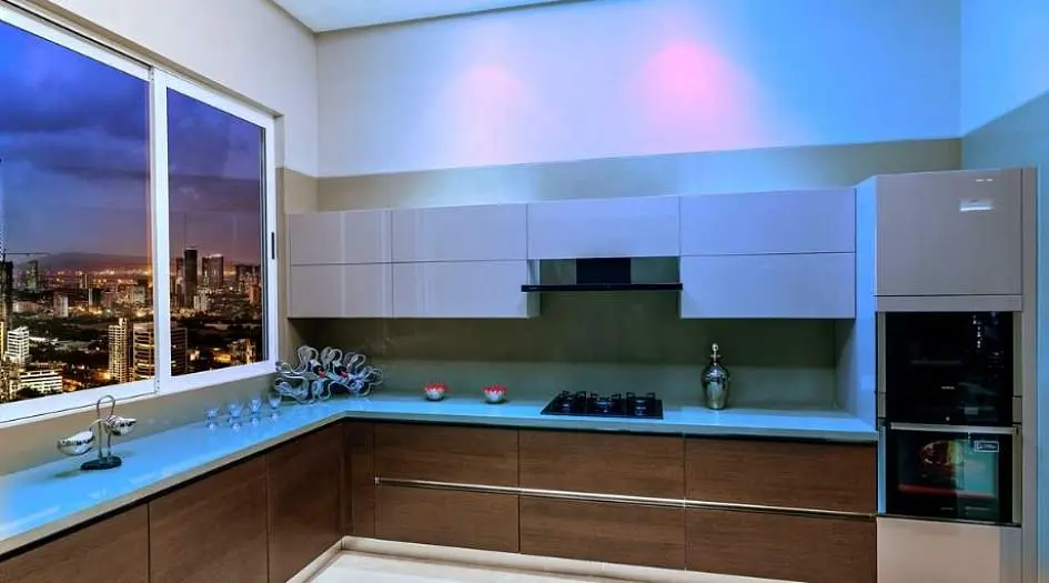Raheja-The-Rivere-Gallery-Actual-Flat-Kitchen