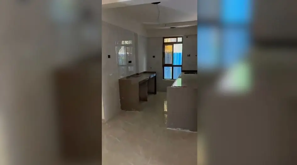 Kripa-Eternia-Passcode-Green-Edge-Internal-Gallery-Kitchen