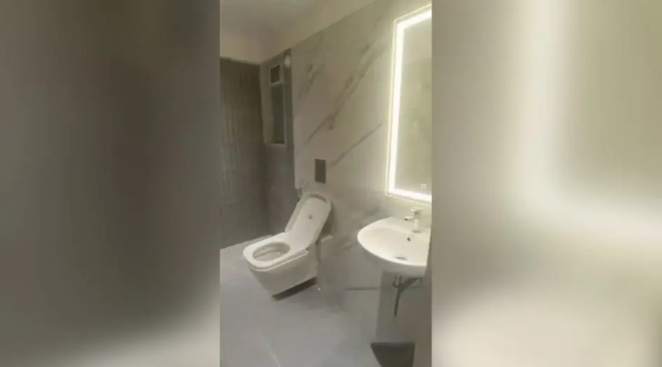 Swastik-Avighna-3BHK-1st-Master-Washroom-2