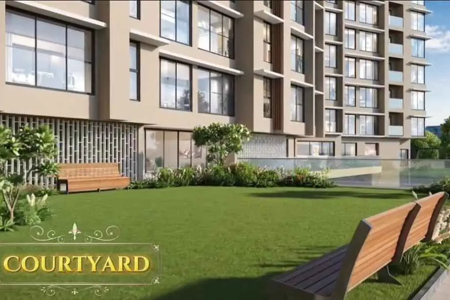 Romell-Espalier-Amenities-Courtyard