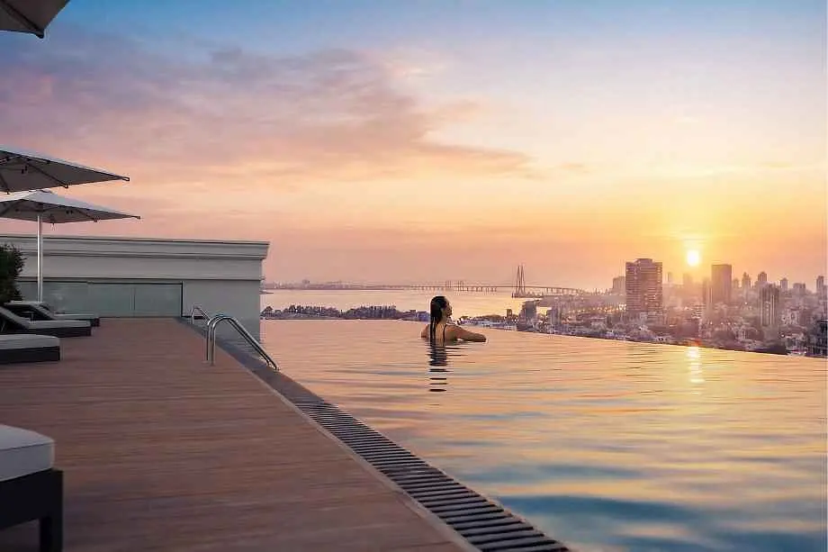 Agami-Legends-Amenities-Infinity-Pool