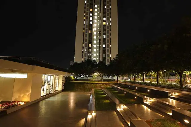 Little-Earth-Amenities-Amphitheatre