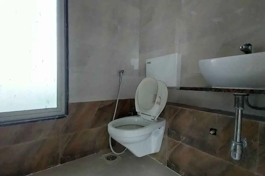 Newa-Bhakti-Park-Bathroom-1
