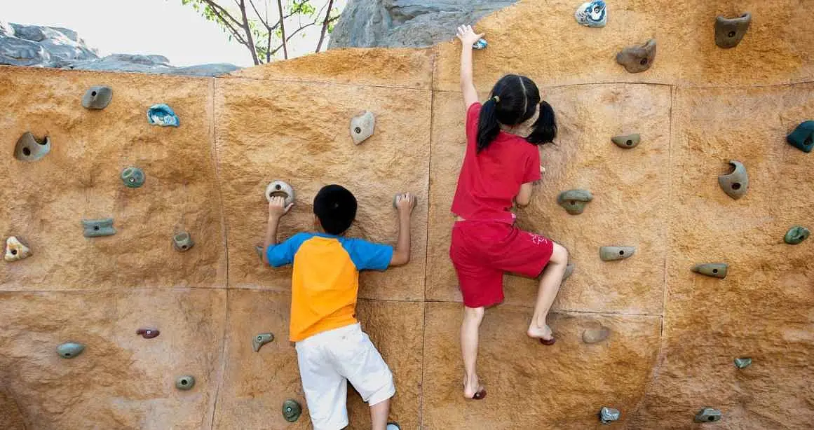 Bharat-Aura-Vistas-Amenities-Hill-climbing