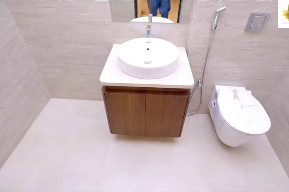 VTP-Earth-One-Internal-Bathroom