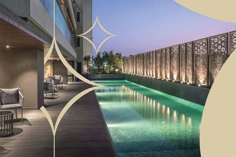 PLATINUM-ELYSIUM-Swimming-Pool